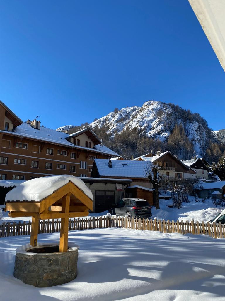 VUE BALCON HIVER - APPARTEMENT LE PRAZ 2 - VALLOIRE CENTRE