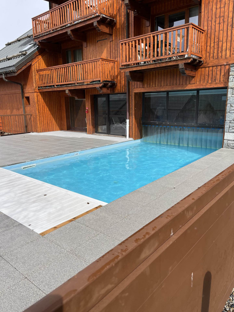 PISCINE DE LA RESIDENCE - CHALETS DE LA VALLEE D'OR - CAMPANULE N°200 - LES CHARBONNIERES VALLOIRE