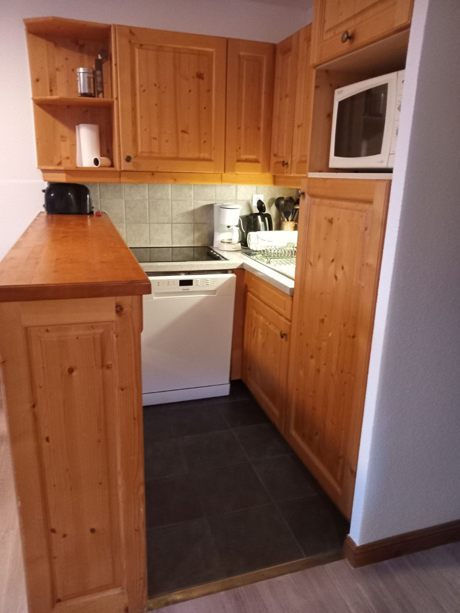 CUISINE - APPARTEMENT CHALETS GALIBIER 2 N° 523 - MOULIN BENJAMIN - VALLOIRE - VALLOIRE RESERVATIONS