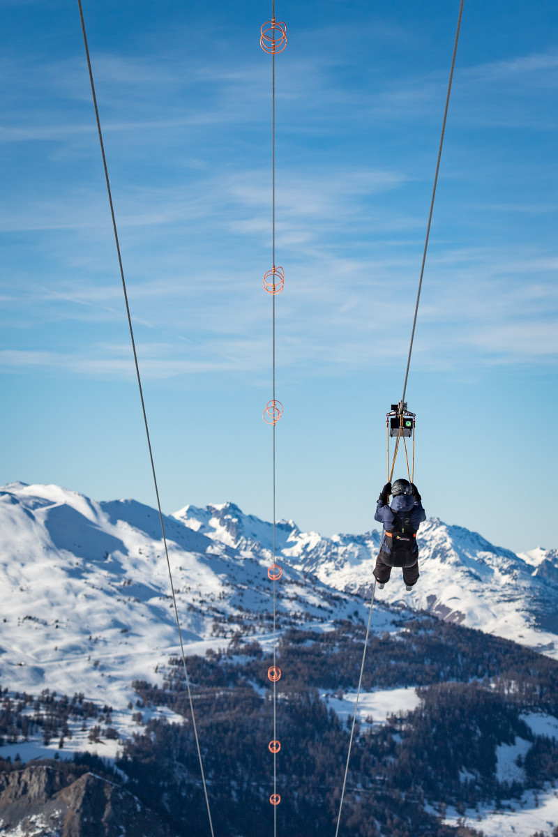 Grande Tyrolienne - Activité sensation hiver - Valloire Réservations Bon plan63