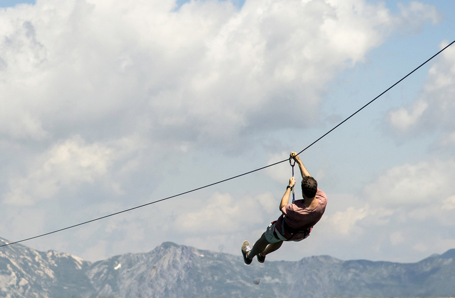 Big zipline in summer  - Valloire Réservations