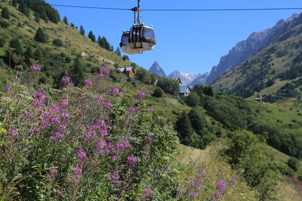 Grande Tyrolienne en été - Valloire Réservations