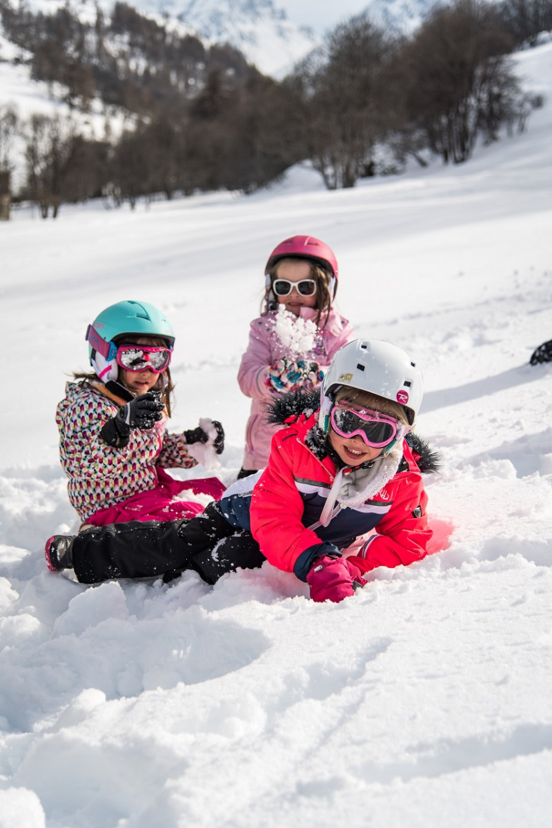 Printemps du ski Valloire - ski gratuit enfant promo  avril Valloire