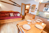 SALON - APPARTEMENT BON ACCUEIL 12 - VALLOIRE CENTRE - VALLOIRE RESERVATIONS