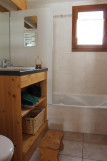 SALLE DE BAIN - APPARTEMENT GROS GRENIER C - VALLOIRE LE SERROZ