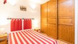 chambre- HAMEAU DE VALLOIRE VACANCEOLE APPARTEMENT 7 PERSONNES - VALLOIRE LES CHOSEAUX