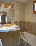 SALLE DE BAINS- APPARTEMENT CHALETS DE LA VALLEE D'OR CAMPANULE 201 - LES CHARBONNIERES VALLOIRE