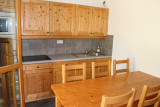 CUISINE - APPARTEMENT CHALETS GALIBIER 2 N° 402 - MOULIN BENJAMIN - VALLOIRE - VALLOIRE RESERVATIONS