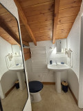 SALLE D'EAU - APPARTEMENT ROCHES FLEURIES B6 - VALLOIRE CENTRE