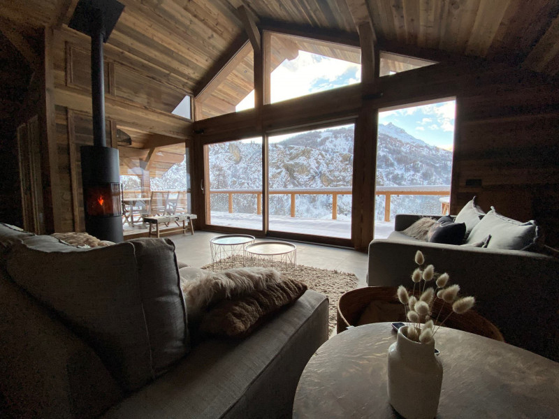 SALON - CHALET LES BRAMES - VALLOIRE LE SERROZ - VALLOIRE RESERVATIONS